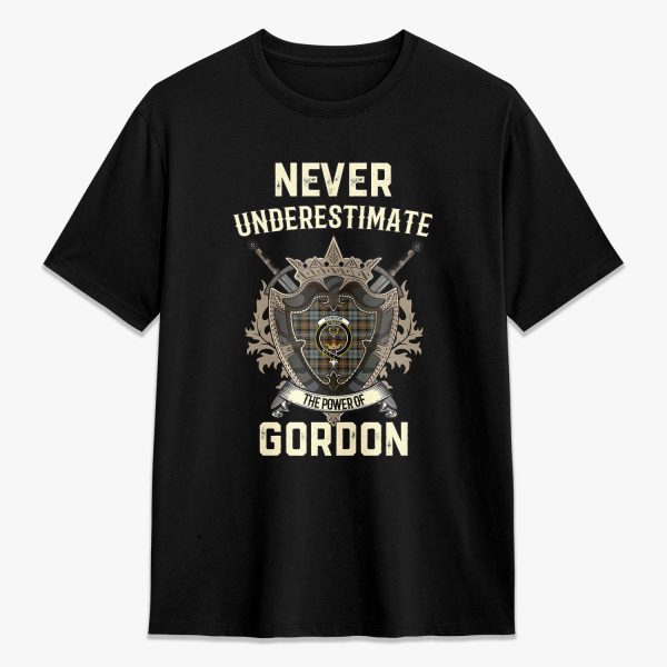 Gordon Weathered Tartan Crest 2D T-shirt - Never Underestimate Style For Cheap